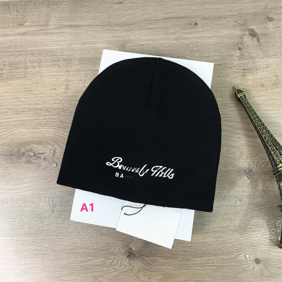 Designer Unisex Letters Embroidery Three Style Choices Black Casual Beanies Skull Hats