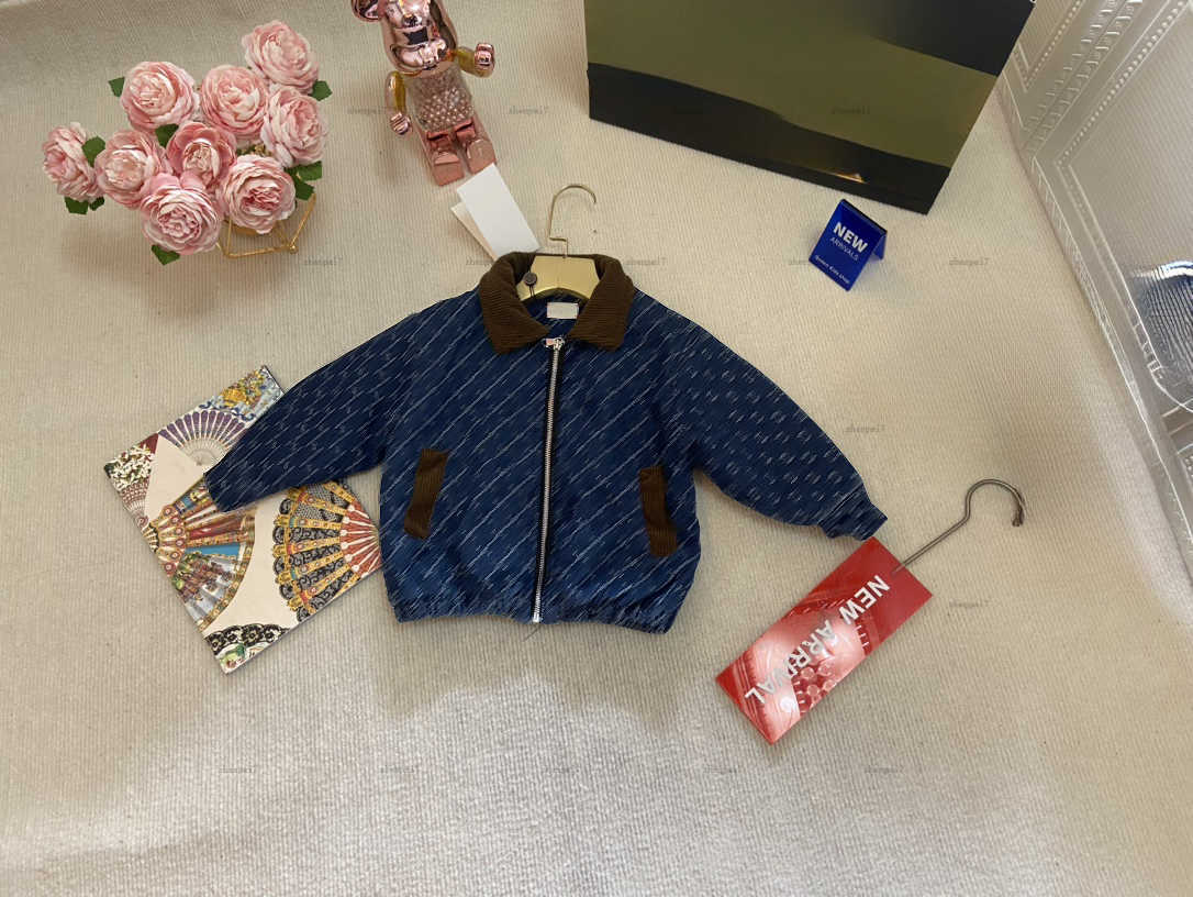 Top baby Denim jacket Clamping design Winter boys baseball uniform kids designer clothes child girl cotton coat A975X27N226-image-1061783478