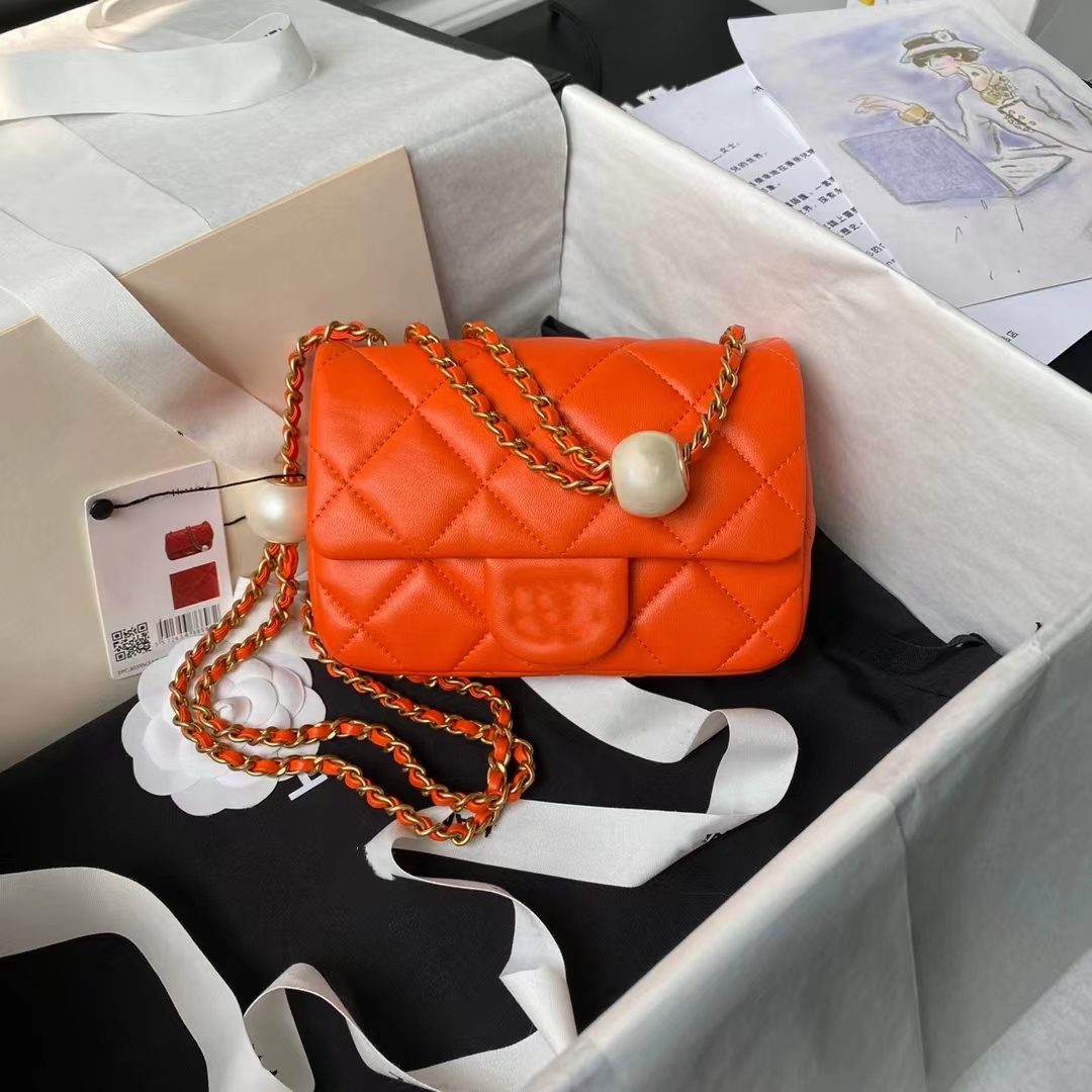 Mini sacs concepteurs Sac de qualité d'origine qualité importée Lamb Skin Perle Style A réglable Sac Double rabat Agneaux Classic All Black Purse