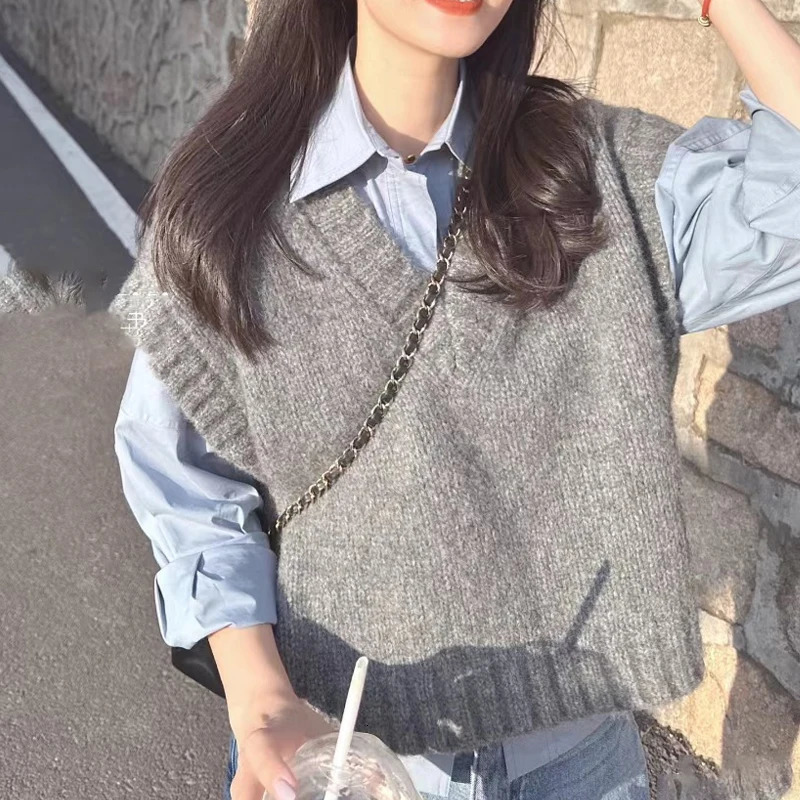 Grey Sleeveless Vest Knitted Womens Autumn and Winter Korean Sweet Style Outerwear Sweater Vneck Casual 241121Z
