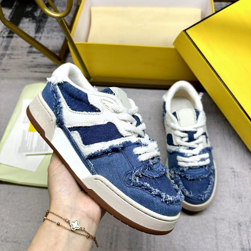 Designer flat sneaker trainer casual shoes denim canvas leather Blue green letter fashion platform mens womens low trainers sneakers 35-45-image-970018686