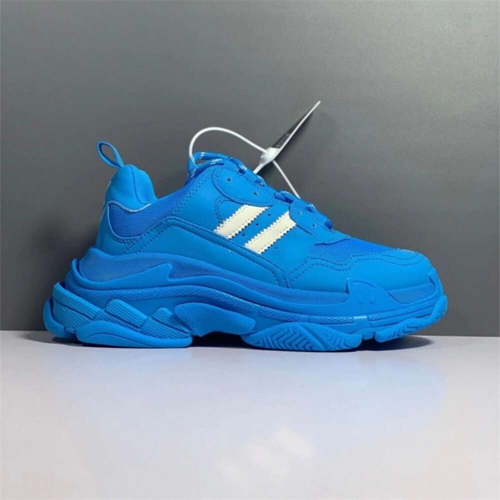 NEW Casual Shoes triples s Daddy shoe sneaker 17 fw paris Luxury Mens Womens platform sports blue runner Vintage for Spring and Autumn Co-branded-image-970347699