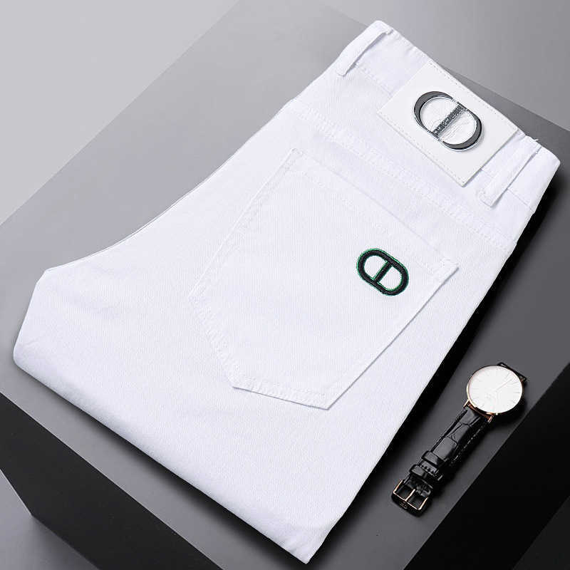 Jeans blanc pour les hommes 2023 tendance européenne haut de gamme tendance droite les leggings polyvalents décontractés