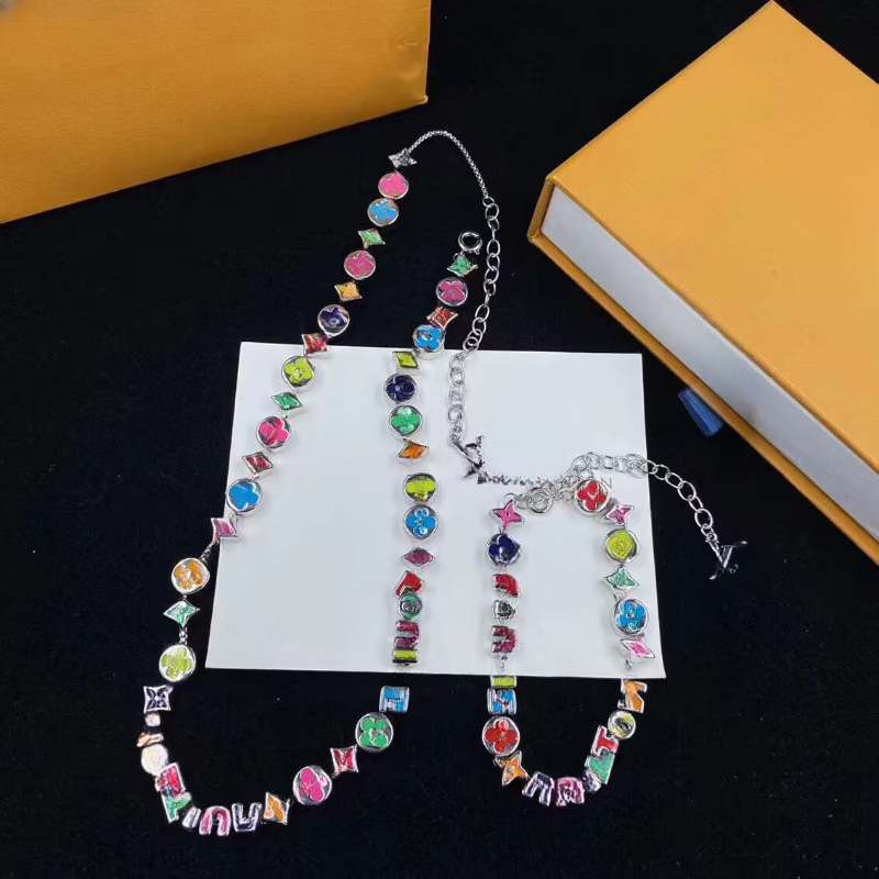 New Arrival Fashion Luxury Designer Jewelry Sets Bracelets Classical Women Bracelet Earrings Necklace Valentines Day Birthday Gift No Box