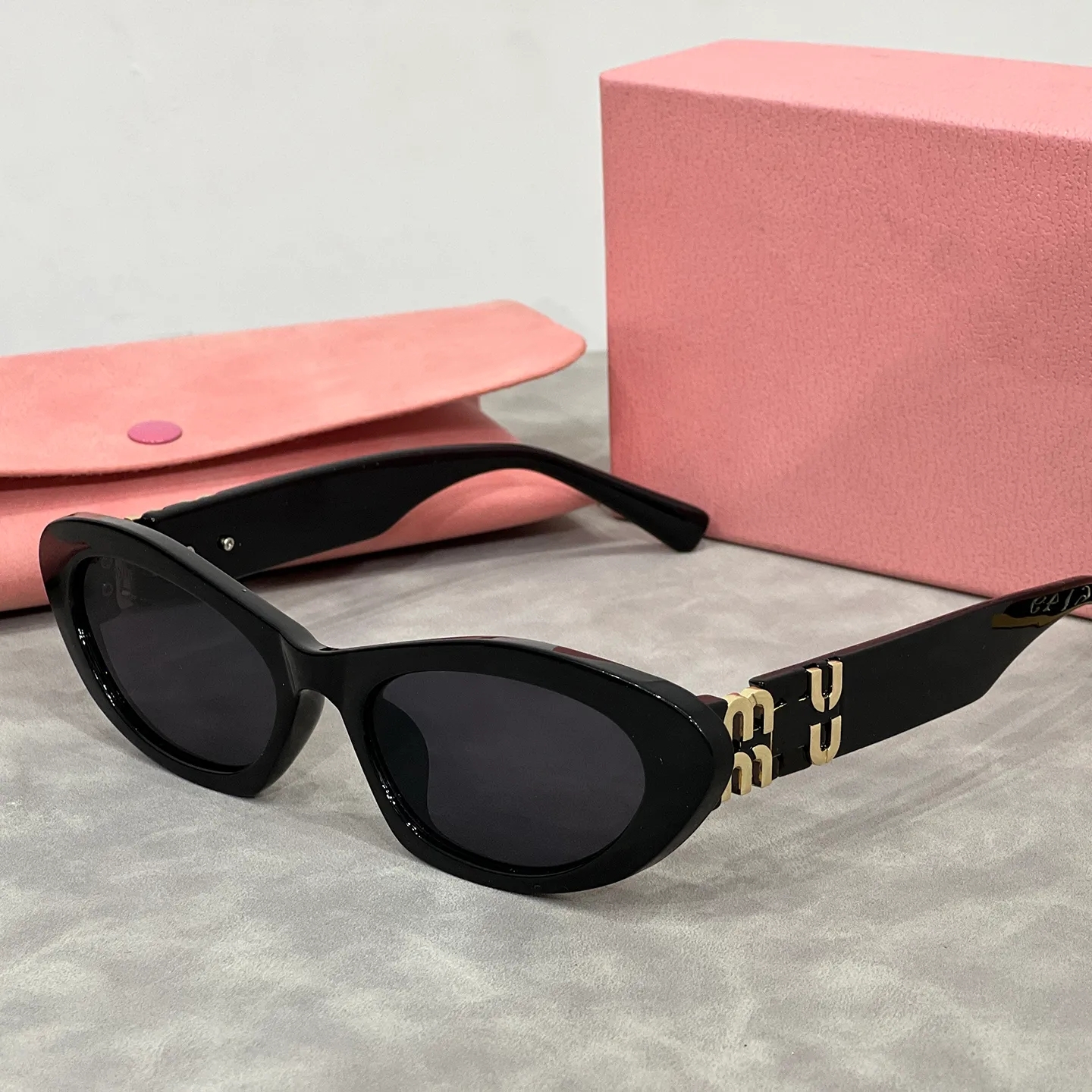 Lunettes de soleil de créateurs pour femmes Mu Sunglasses Lunettes de soleil ovales Lunettes de soleil monogramme de luxe Lunettes de soleil de h