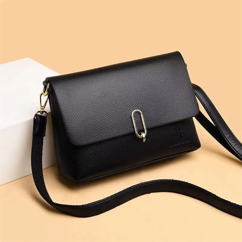 2024 New Designer Fashion clutch Bag Women's genuine leather handbag Shoulder Messenger bag Purses palm rough skin matte hardware saddle bag