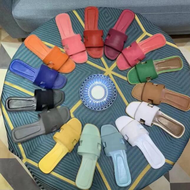 Beach slippers Classic Flat heel Summer Designer Fashion flops leather lady Slides women shoes Hotel Bath-image-944788057