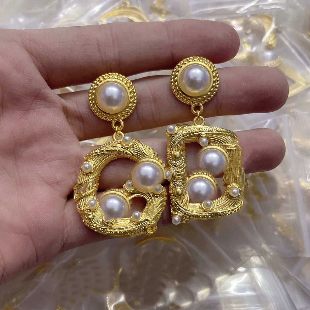 Nouveau Design de luxe classique Double D-lettre boucles d'oreilles à la mode fête des femmes, voyage, anniversaire de mariage, cadeaux de bijoux