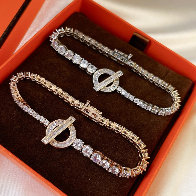 Bracelet for woman designer couple for man diamond 925 silver T0P highest counter Advanced Materials European size crystal fashion classic style 004