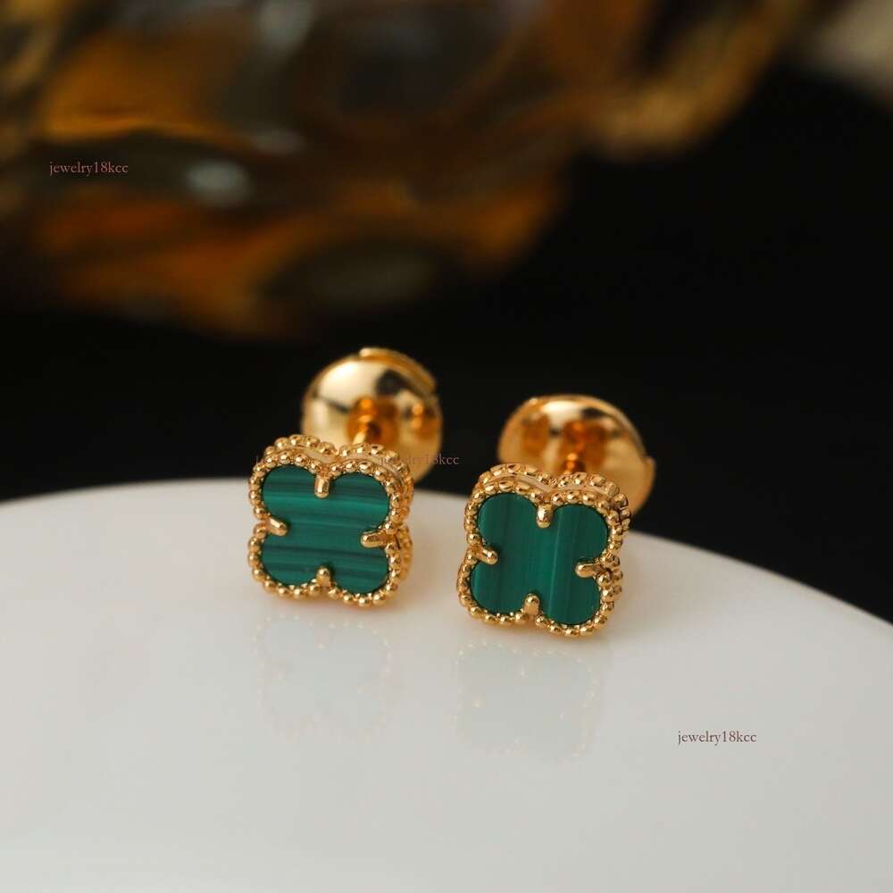 Black Mini Designer Mother of Pearl V-gold Four-leaf for Women Senior Classic New Clover Light Earrings 