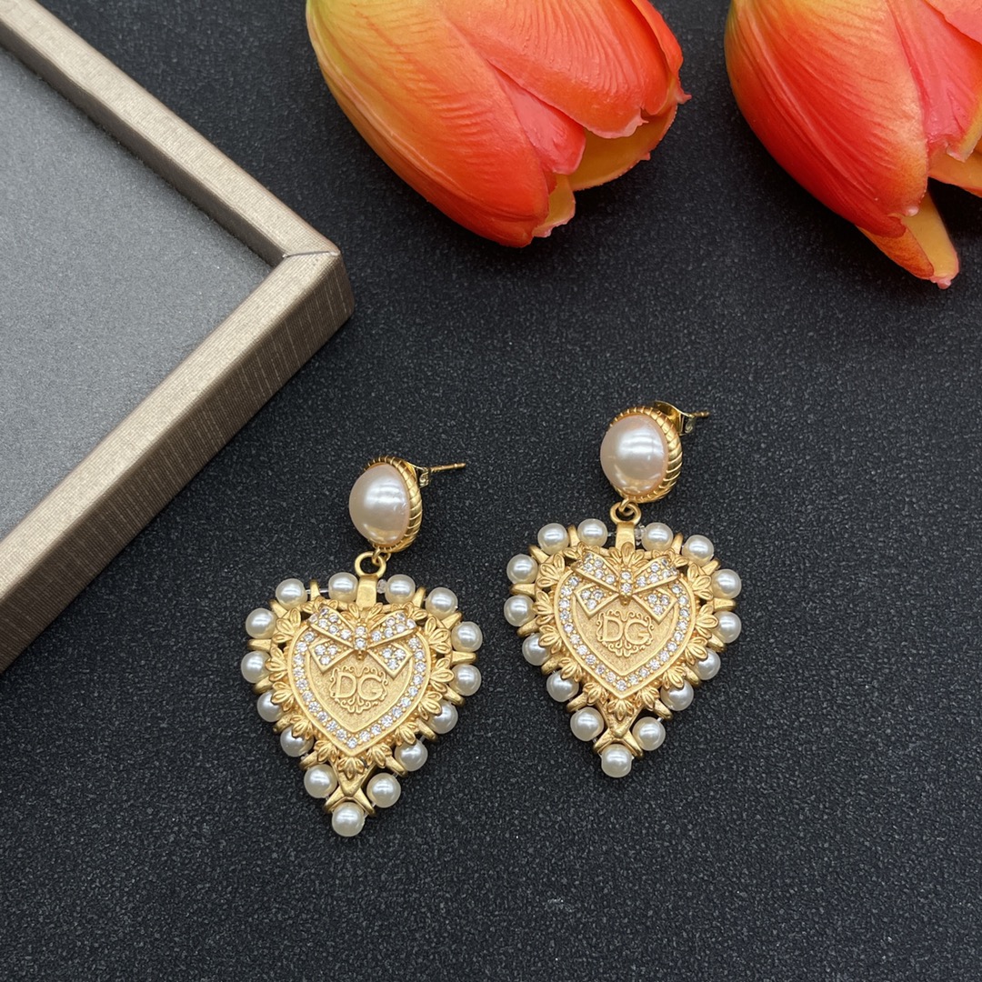 699978 Plated 925 Silver Luxury Brand Designers Letters Stud Geometric Famous Women Round Crystal Rhinestone Earring Wedding perty Jewerlry Circu-image-984675036