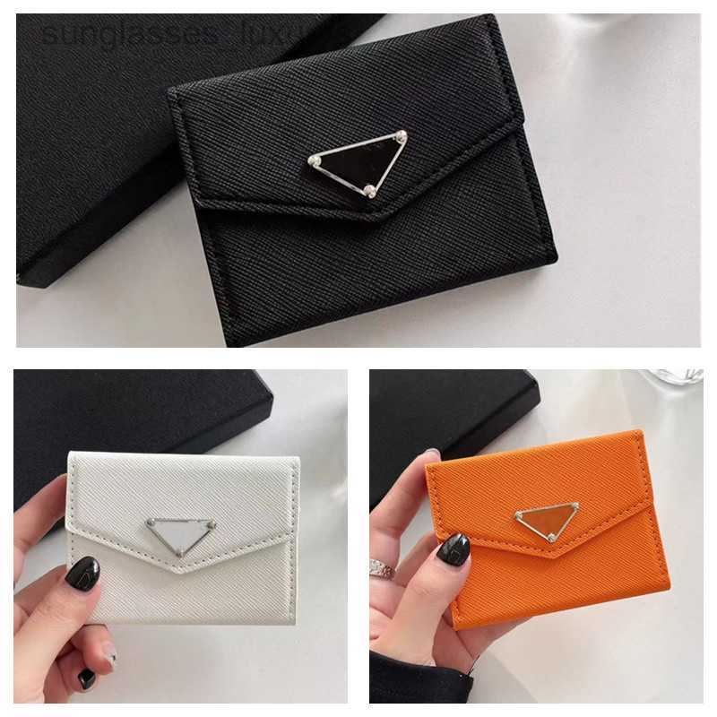 card case Triangle key pouch Card Holders Luxury Designer pocket organizer keychain Womens Coin Purses mens Vintage passport holders Leather red-image-997683950