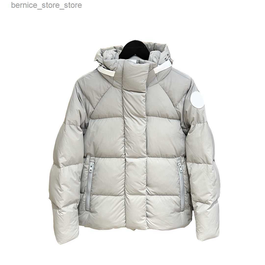 Men&#039;s Down Parkas Polar Region Famous luxury Men Down Jackets North Winter Junction 3M Reflective Parka Light Color Ski Jacket Woman Man Clo-image-985613532