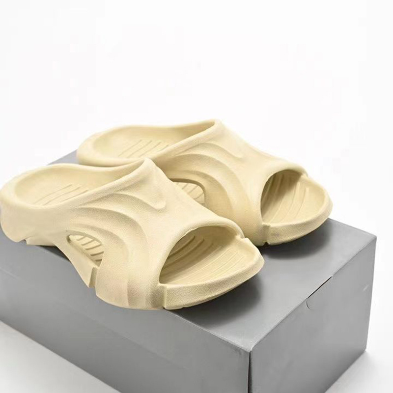 Paris Mold Slide Sandals Men Women Designer Slippers Luxury Flat Slides Black Beige Blue White Volt Summer Beach Sandal Rubber Sliders Mens Women-image-984866578