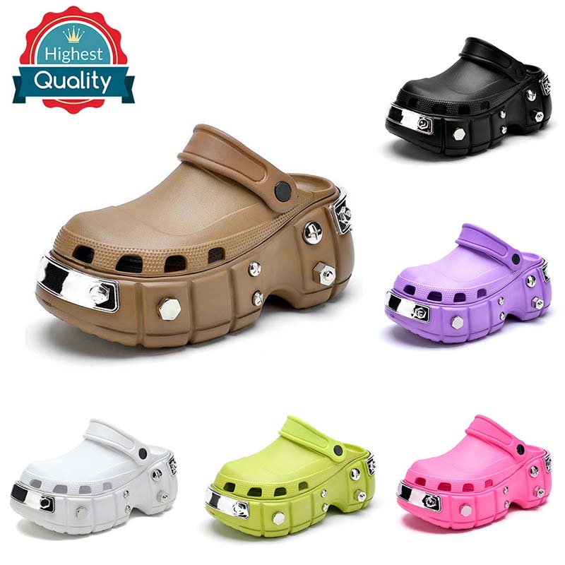 Designer Sandals Classic Mens Womens Slippers Slides Salehe Bembury Cucumber Urchin Imperproof Black Blanc Rose Place d'été Plage de pattes Slip-