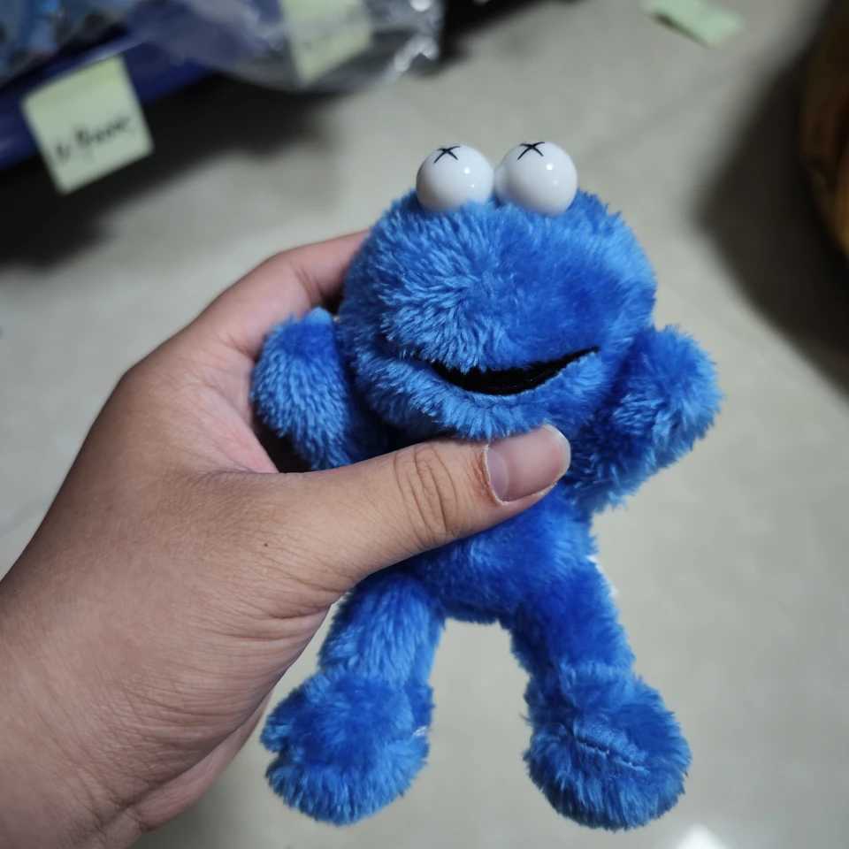 Plush Keychains Key Chain Sesame Street Customized Anime Charms Personalized Designer Car Keychains Edc Key Chains Soft Keyring Plush Llaveros G2-image-985501951