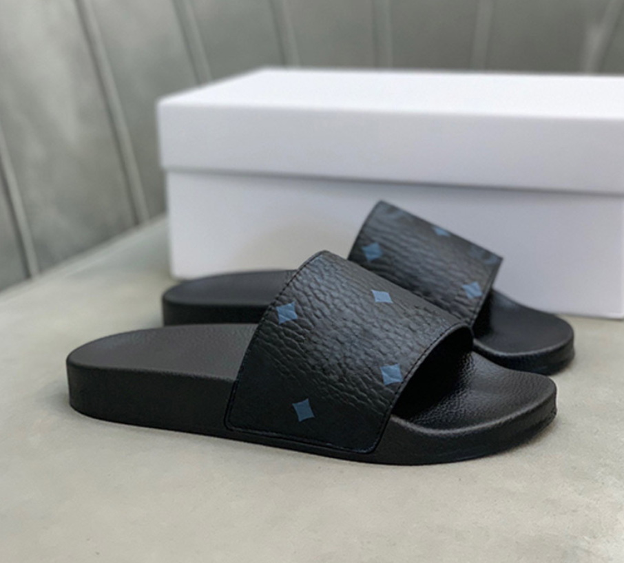 Paris hommes pour femmes sandaux d'été Slière de plage de plage à la maison pantoufles noires blanches plates éraflures sliders mode chaussures e