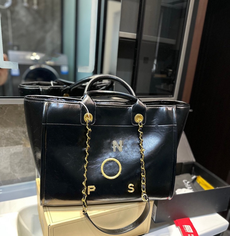 Hot 24 Outdoor Travel Women Large Tote Bag Leather Quilted Luxury Handbag Large Capacity Crossbody Shoulder Bag Gold Hardware Hollowed Out Emblem-image-988284255
