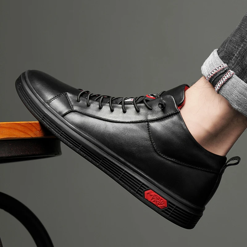 Italy Designer Men Genuine Leather Casual Boots Black Cow Leather Men's Shoes Trend Handsome Chelsea Boot Winter Sonw Shoes Man