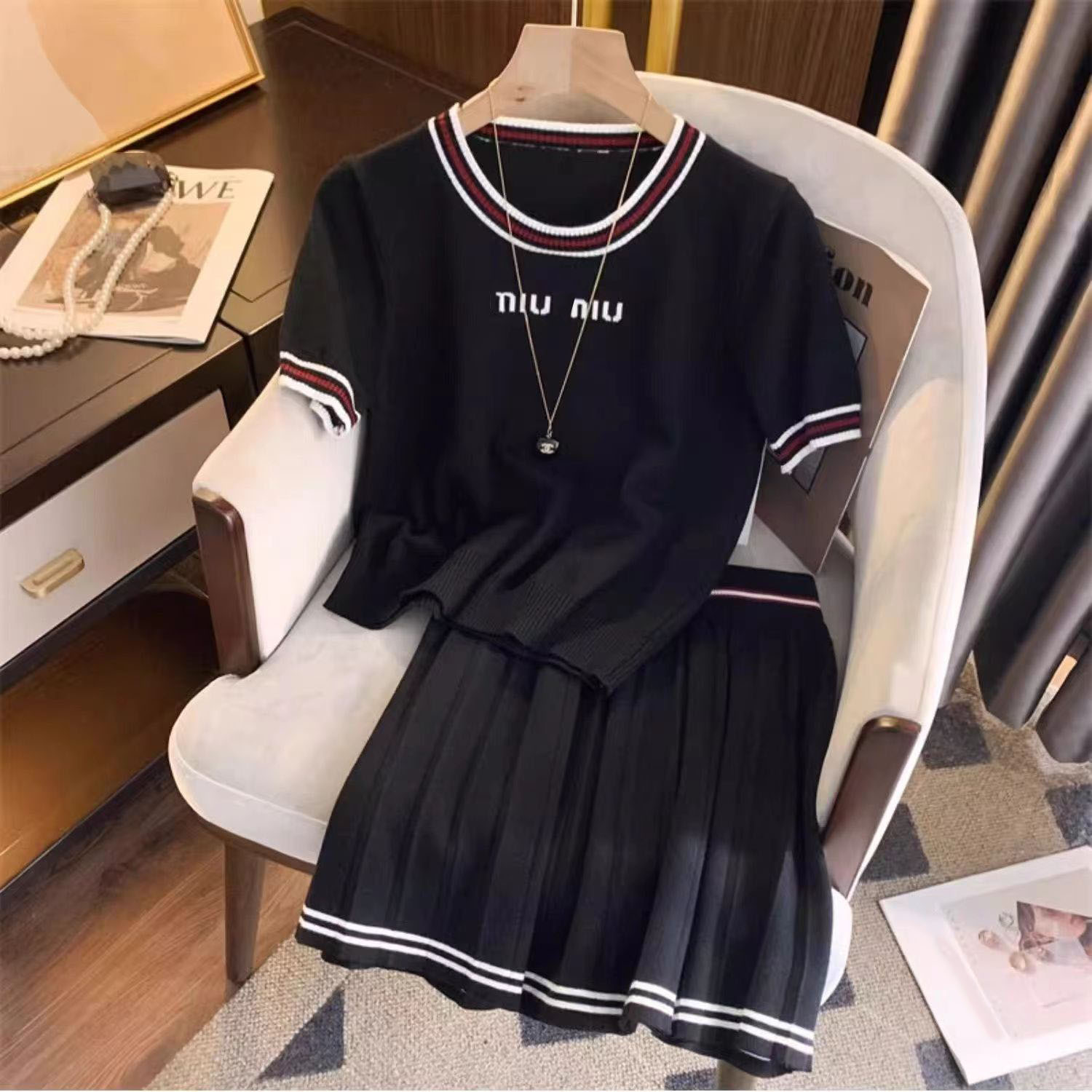 Womens Two Piece Dress Designer Tracksuits Woman Sets Knits Short Skirts Two Pieces Outfit Shorts Suit Dress Shirts Top Suits S-XL-image-989735892