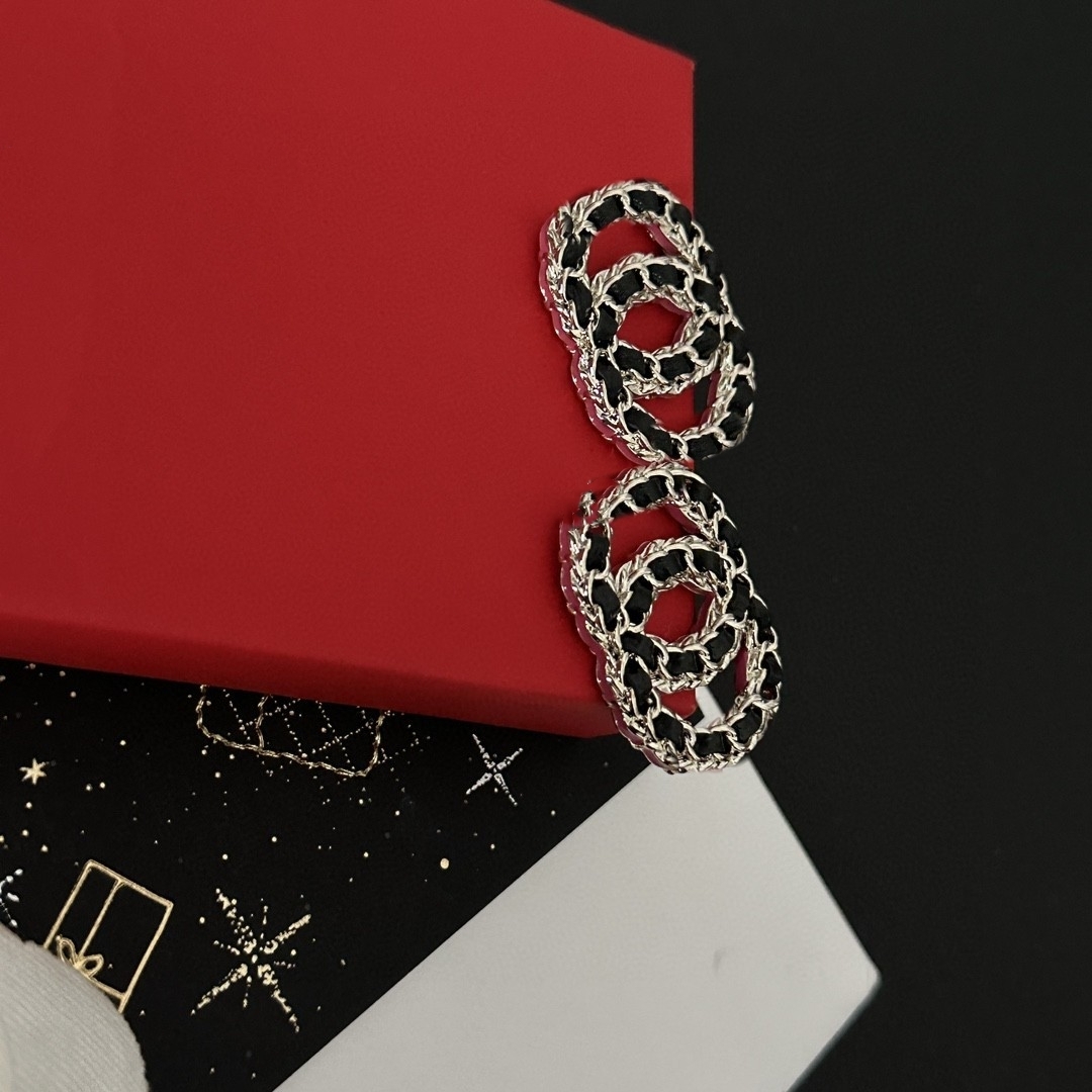 725070 Mixed Simple Gold Plated Silver Luxury Brand Designers Letters Stud Geometric Famous Women Crystal Rhinestone Earring Wedding Party Diamond 9