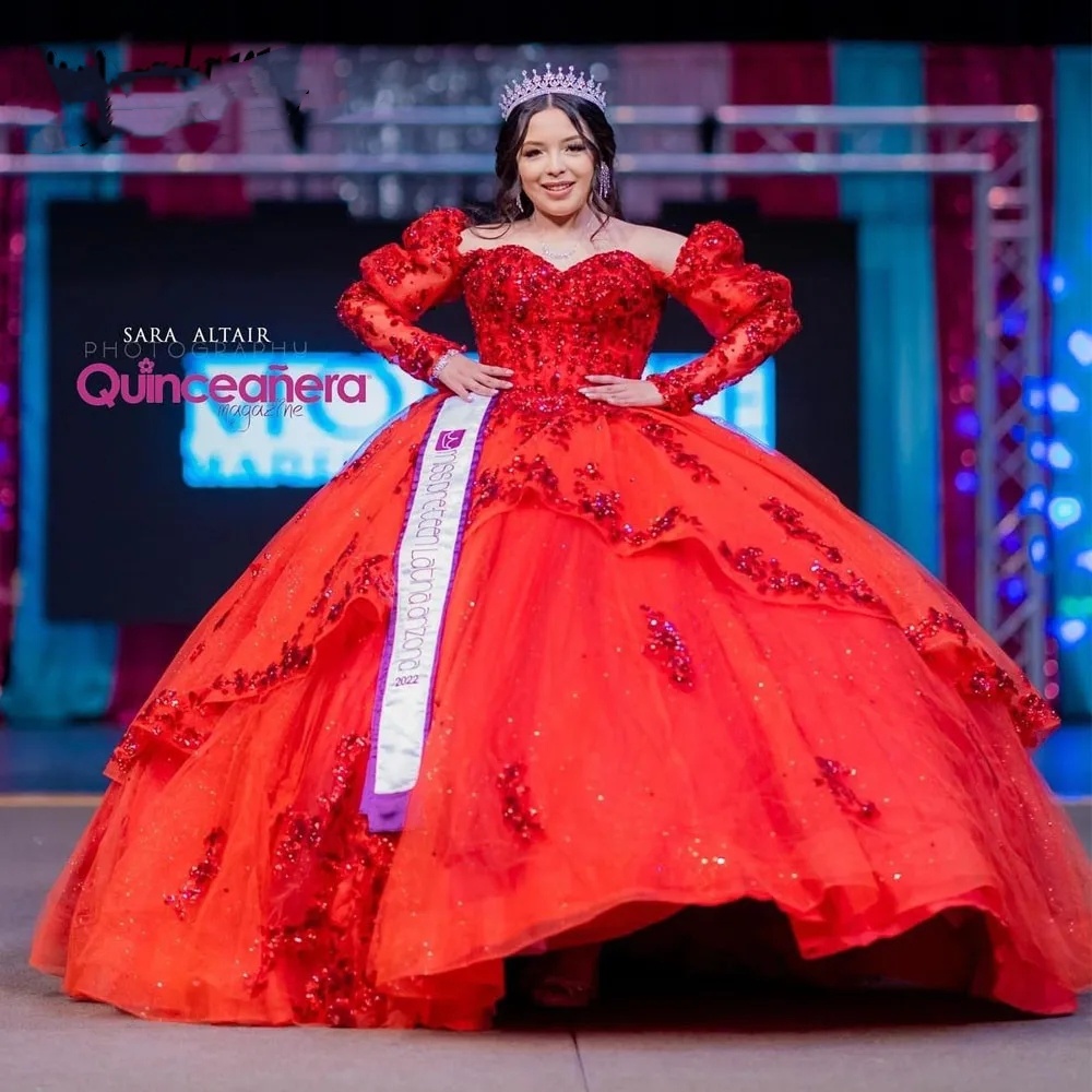 Robe de robe de bal robe quinceanera 2024 Appliques en cristal Red Tulle avec manches détachées Sweet 15 16 anniversaire