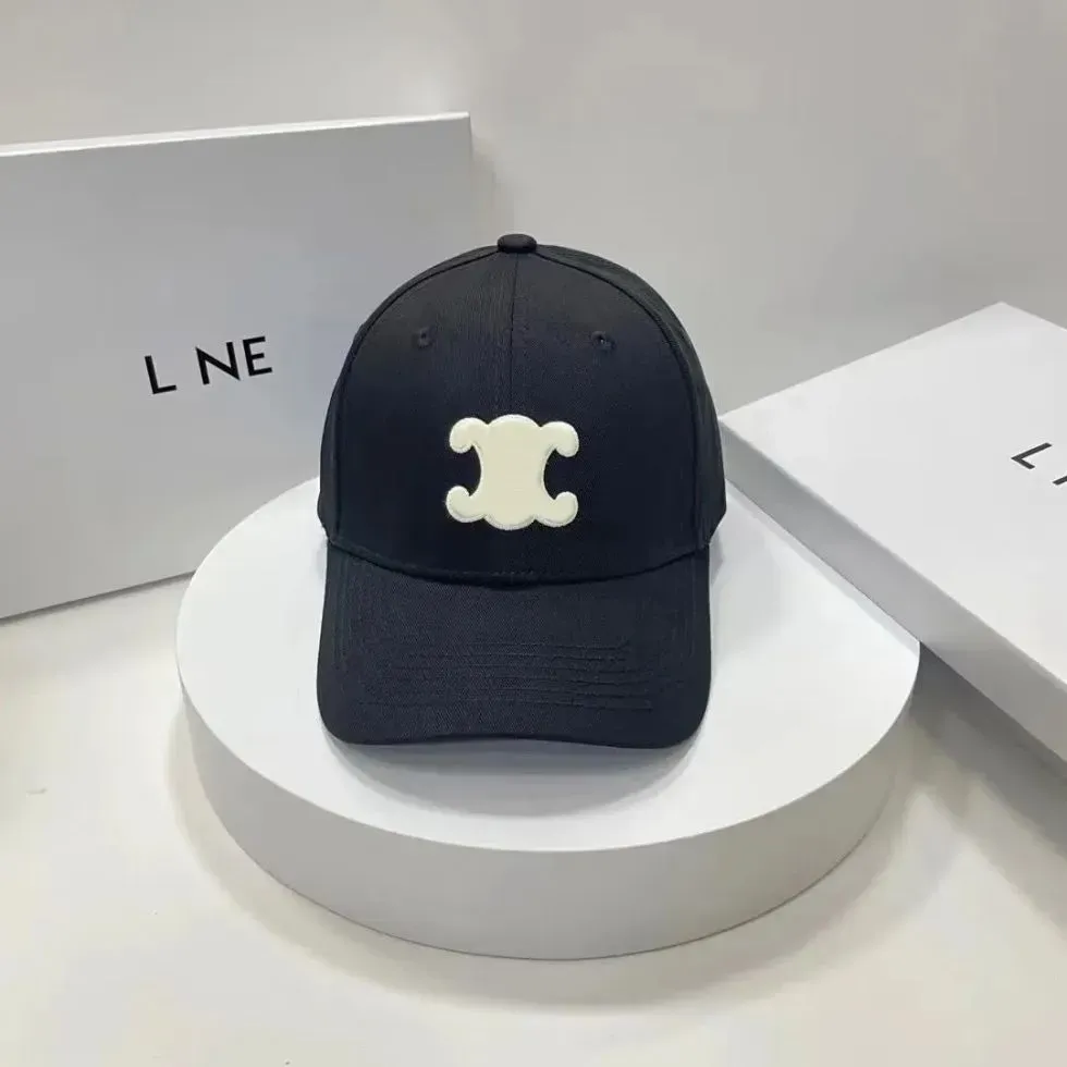 Fashion designer hat women embroidered baseball cap female summer casual casquette hundred take sun protection sun hat retro classic casquette wo