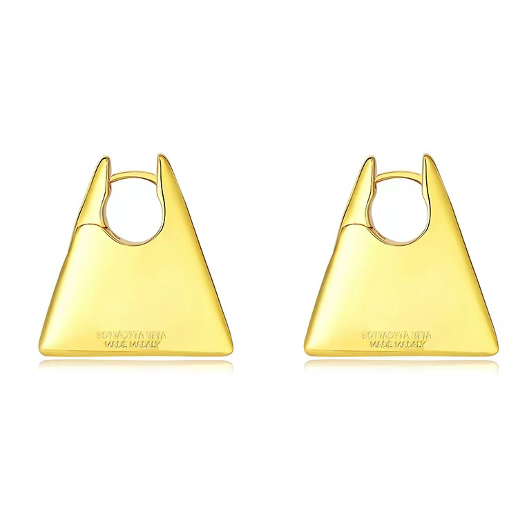 Luxury Earrings designer jewelry for women Metallic brass triangle 18K earrings vintage High Quality Wedding Party Gifts 612