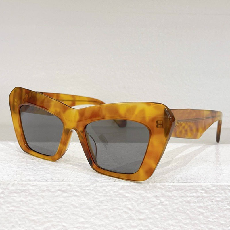 Classic fashion brand Womens sunglasses LW40036 Womens Designer Sunglasses Retro big cat eye style Cool Sunglasses Outdoor UV400 protective lense-image-991111450