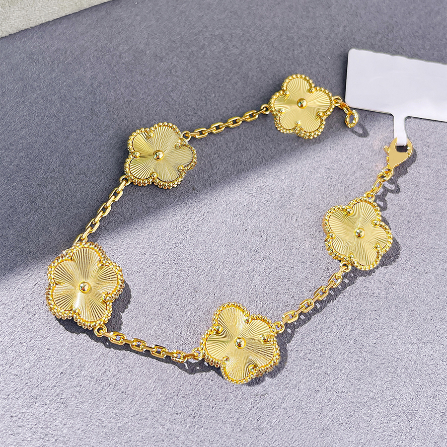 Designer Bracelet Bijoux Mode Hommes Femmes Chaînes Bracelets De Mariage Colliers Conception Spéciale Bijoux avec Diamant Top Qualité Femmes Cade