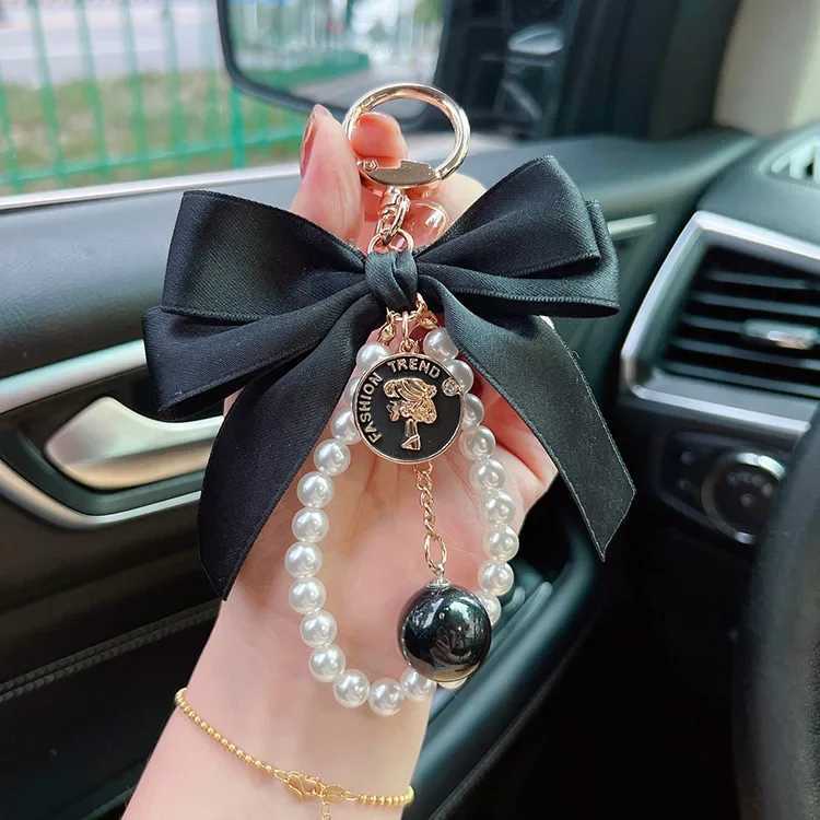 Keychains Lanyards 2023 Fashion Pearl Keychain Lovely Bow-tie Charm Key Chain for Handbag Purse Car Keyrings Decoration Jewelry Gift-image-991766126