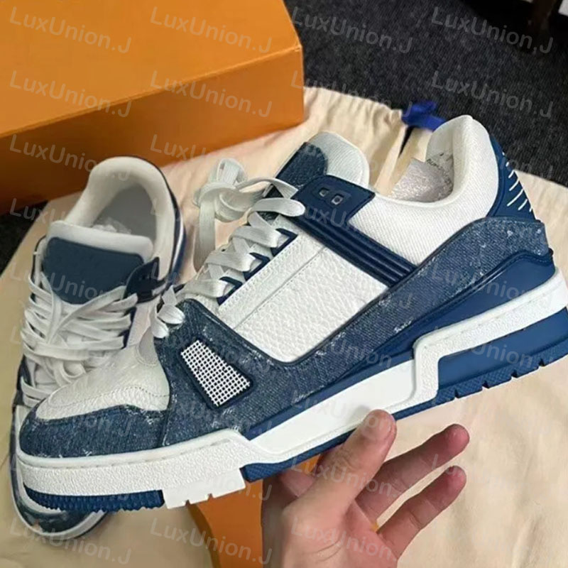 Designer Shoes Embossed SKATE Sneaker White Black Sky Blue Abloh Green Denim Pink Red Luxurys Virgil Mens Casual Sneakers Women Printed Leather V-image-992599663