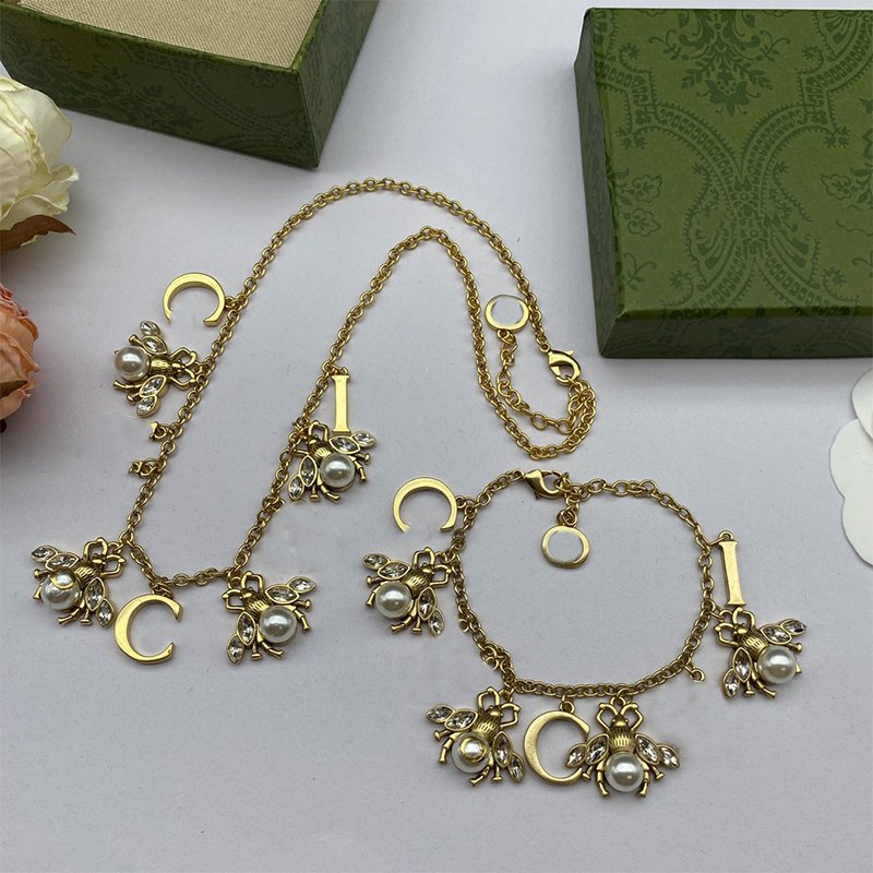 Designer Women Necklace European and American Vintage Bracelet Fashion Jewelry Set Jewel97-image-993119646