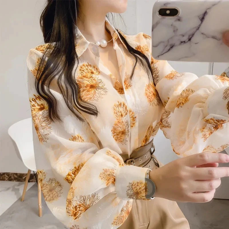 Long Sleeved Casual ShirtS For Women SpringSummer Loose Floral Top Sunscreen Shirt Chiffon Lantern Sleeve Tops 240617