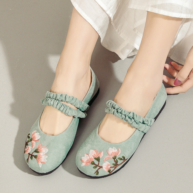 Women Casual Shoes Literary Artistic Cotton And Linen Ethnic Style Embroidered Spring New female sneakers Jelly Sole Single Women's Different A