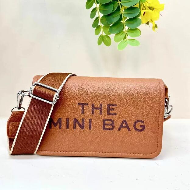 Sac à main de designer Le mini sac Femmes Hommes Enveloppe d'embrayage Sacs Bandoulière Épaule Mode Cuir Square Lady Marque Purse Sacs fourre-tou