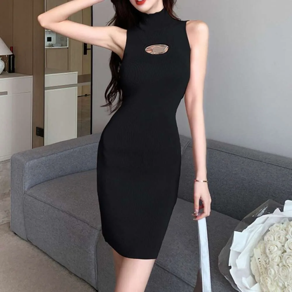 Sexy Hollow Out Womens Vest Dress Sleeveless Tank Top Dresses Slim Fit Wrap Hip Knitted Dresses New Bodycon Dresses Wrapped Skirt Designer Woman