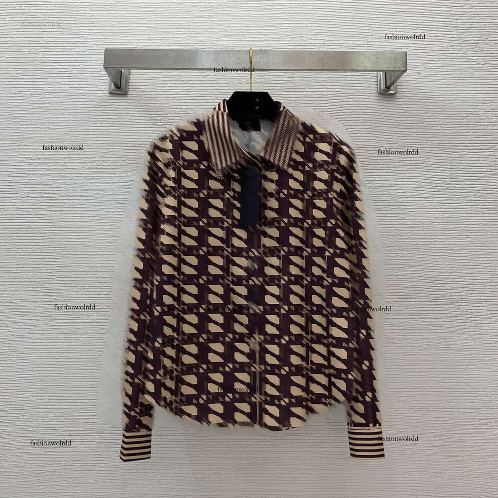Women blouse Designer shirt brand base shirt Fashion summer womens clothing Letter printing LOGO Long sleeve Buckle lapel blouses Jun 20 708