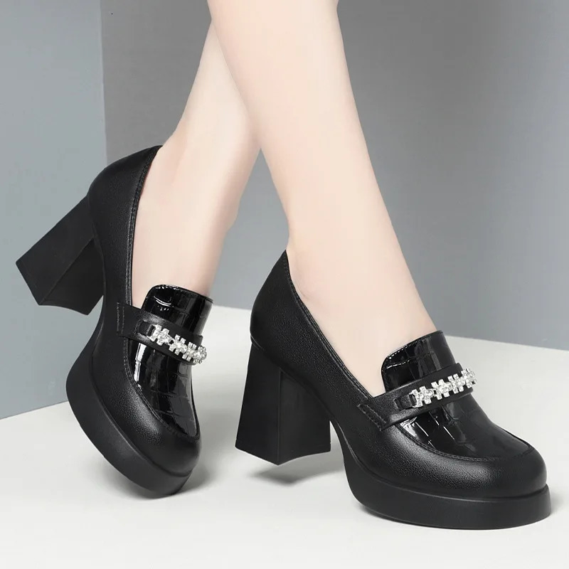8 cm mocts à talons hauts pour femmes chaussures célibataires pour femmes chaussures en cuir de la bouche profonde étanche Mary Jane Shoe 240625