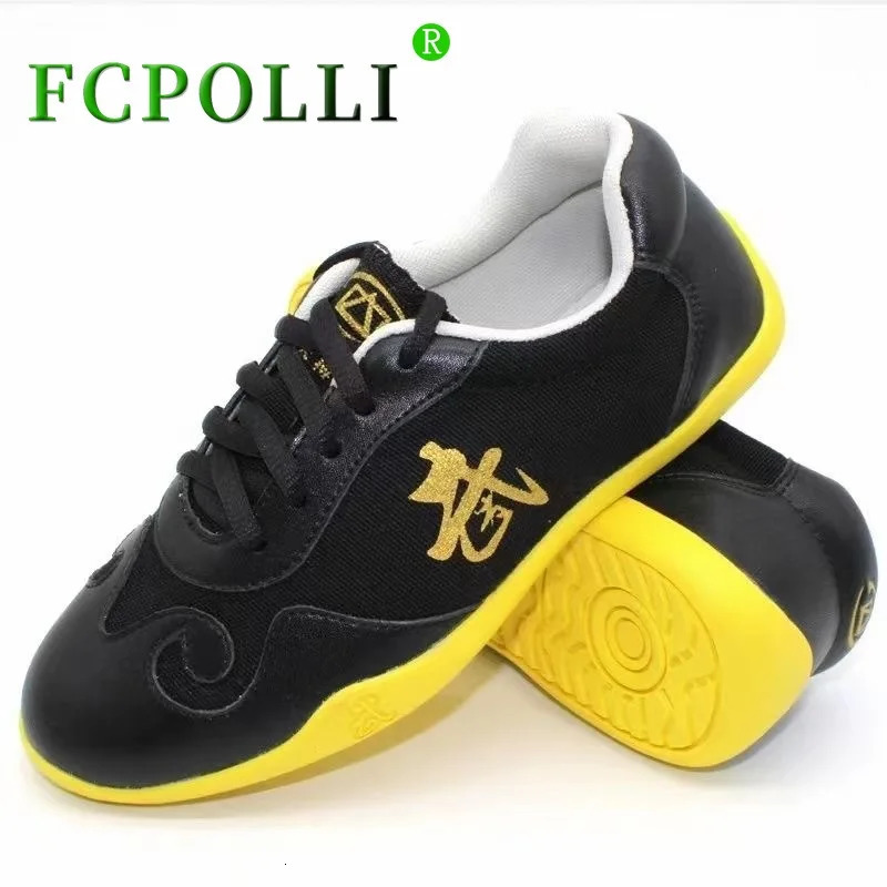 Professional Kungfu Shoes for Unisex Black Red Martial Arts Shoes Men Women Comfortable Wushu Shoe Couples Taiji Shoes 240625