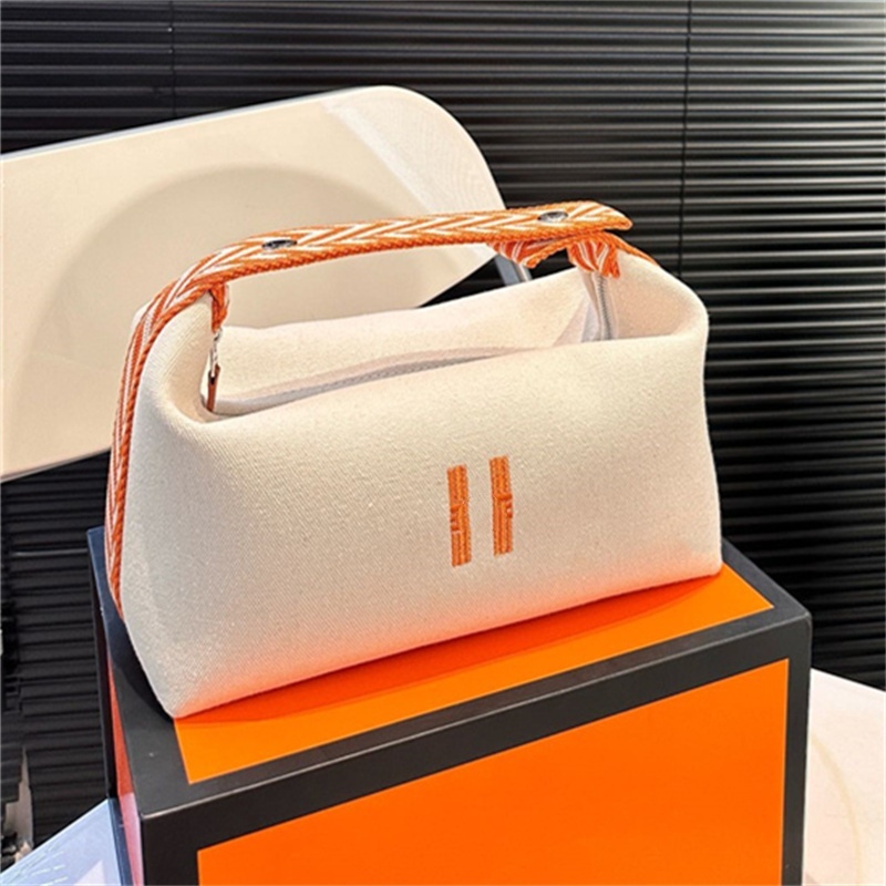 2024 Woman Cosmetic Bags Canvas Handbag Designer Makeup Bag Toiletry Bags Single Shoulder Letter Small Wash Pouch-image-995546993