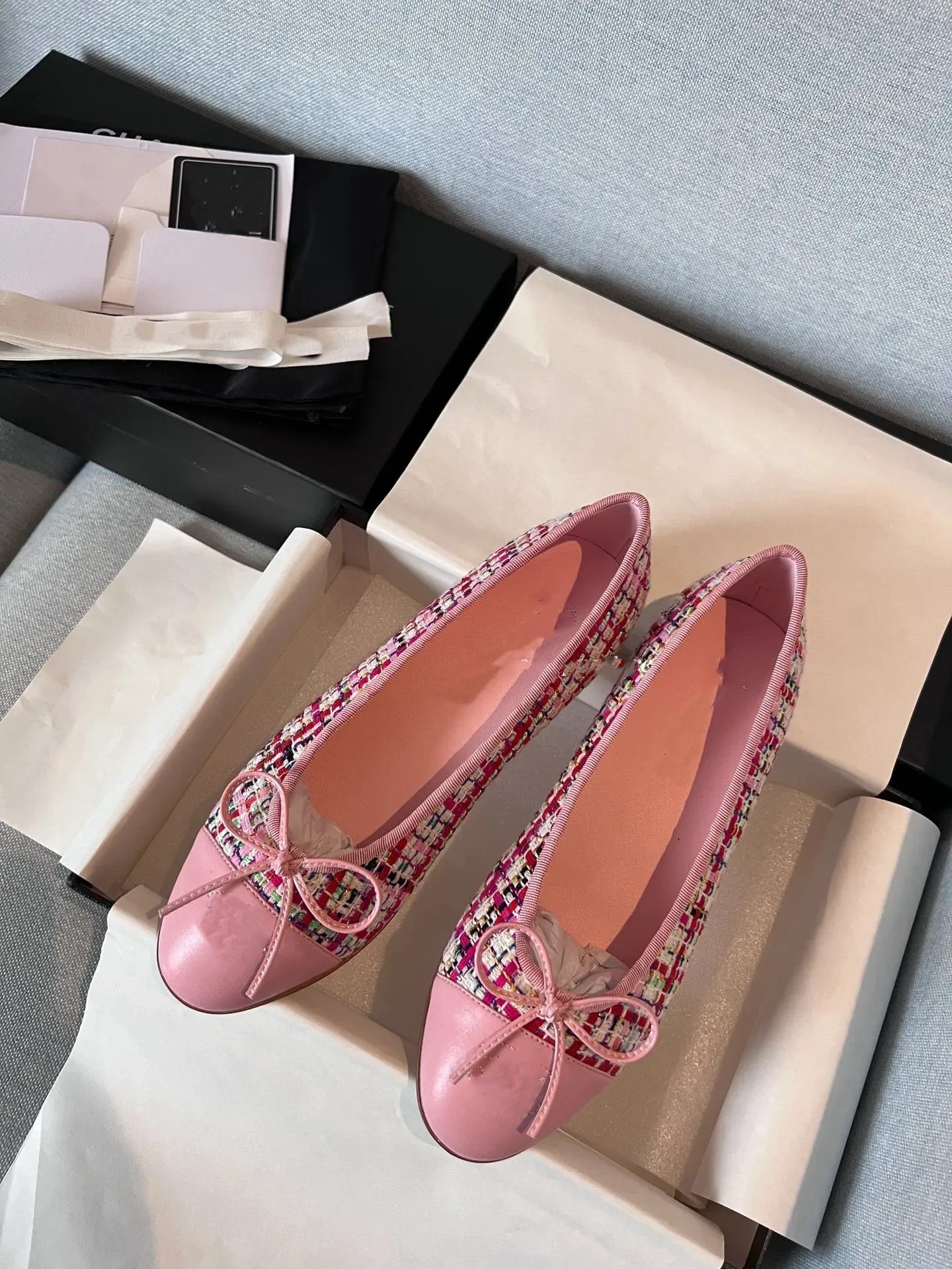 With a bow tie Top quality Paris Designer Ballet Flat Casual Shoes Leather ballerinas woman Loafer Shoes Dress Shoes sandals Party Luxury Round T-image-995620845