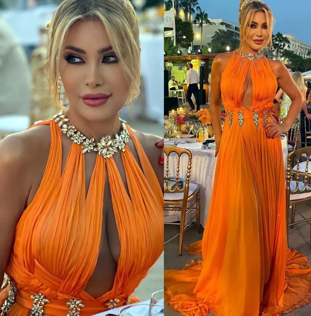 ASO 2024 Arabe Ebi Orange A-Line Robes de bal Crystals Courte en mousseline de soie en mousseline de soie en mousseline de soie Deuxième réceptio