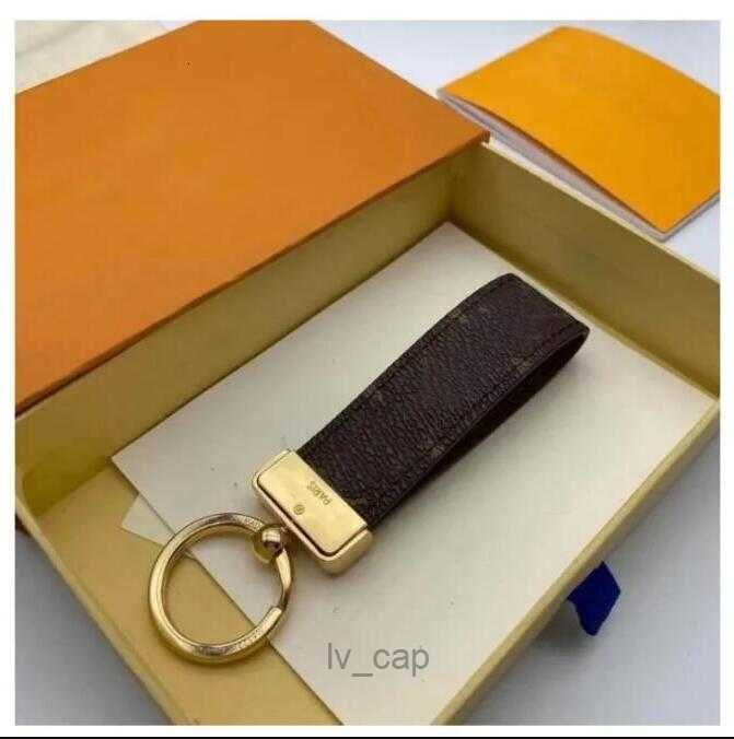 985 High Quality Keychain Classic Exquisite Luxury Designer Car Keyring Zinc Alloy Letter Unisex Lanyard Gold Black Metal Small Jewelry-image-996132940