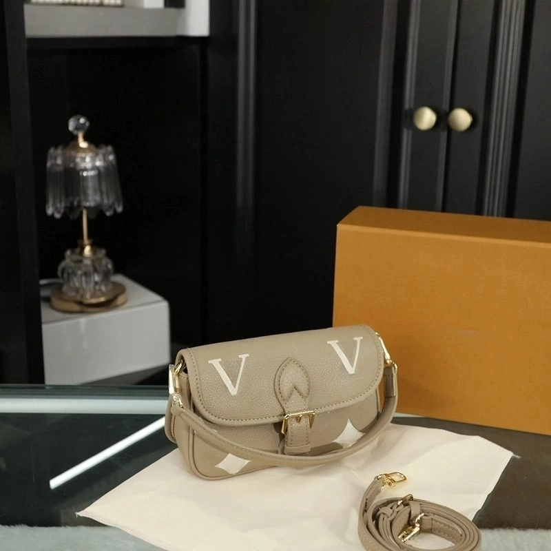 Designer bag Shoulder Bag Woman crossbody bag clutch handbags vintage leather luxury bag floral letters Wallet birthda Fashion Chain purses-image-995996426