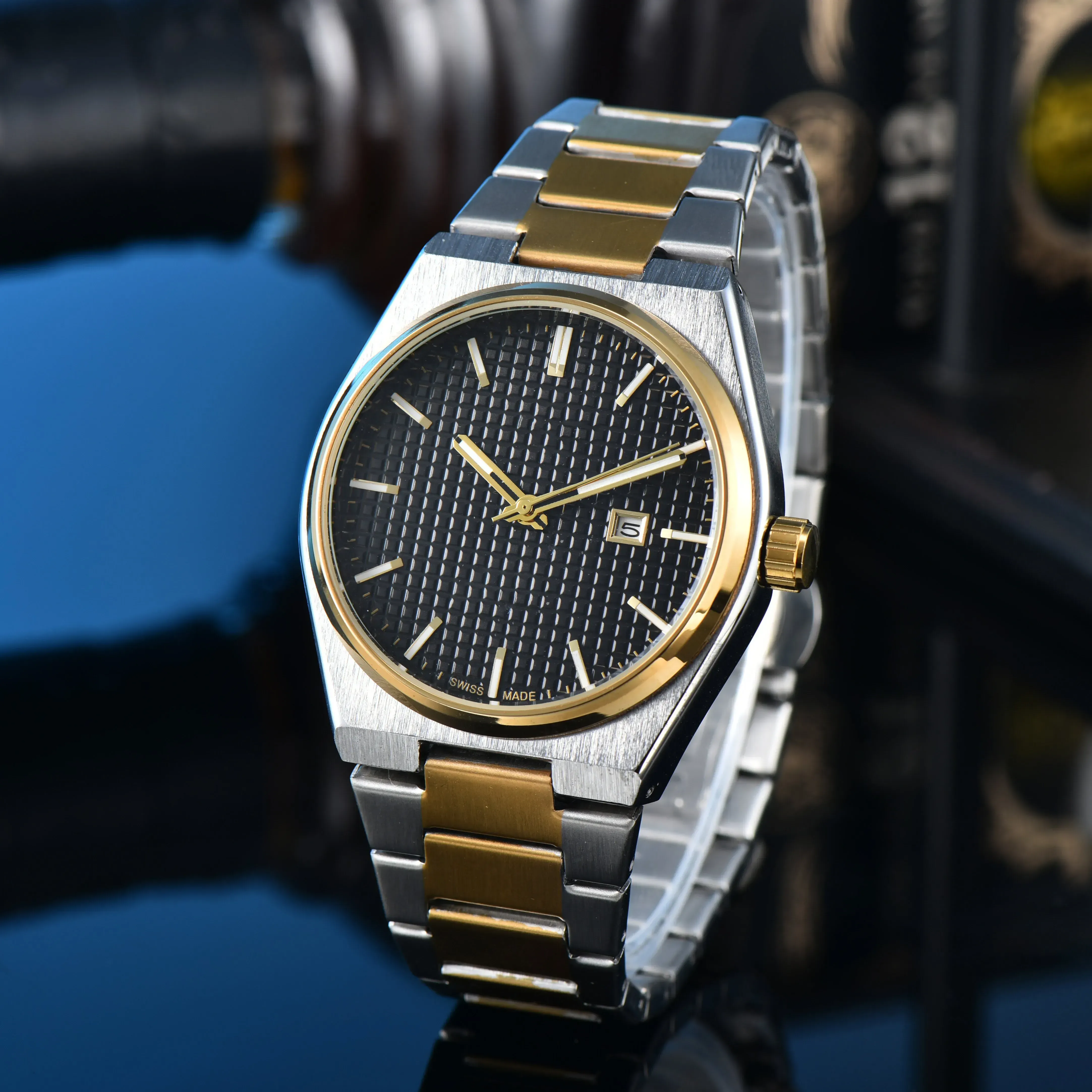 Luxury Men Watch High Quality 40MM Quartz Wristwatch Hot Automatic Date Wristwatches Designer High Quality Daily Waterproof Popular Male Clocks for