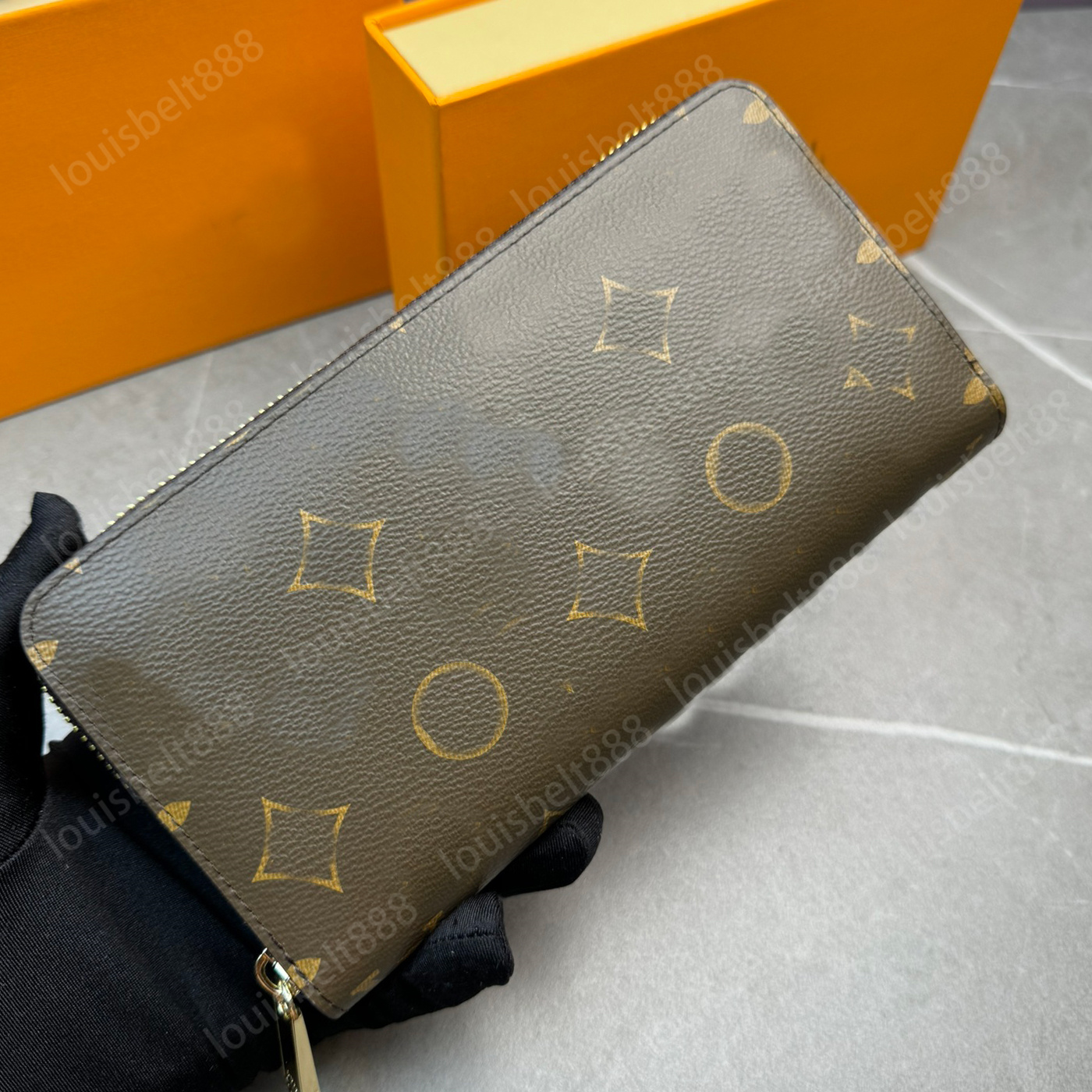 Designer Embossed Zipper Wallet Men Women Classic vintage Daily Business travel leather Long purse can accommodate credit cards, banknotes and bi-image-997027676