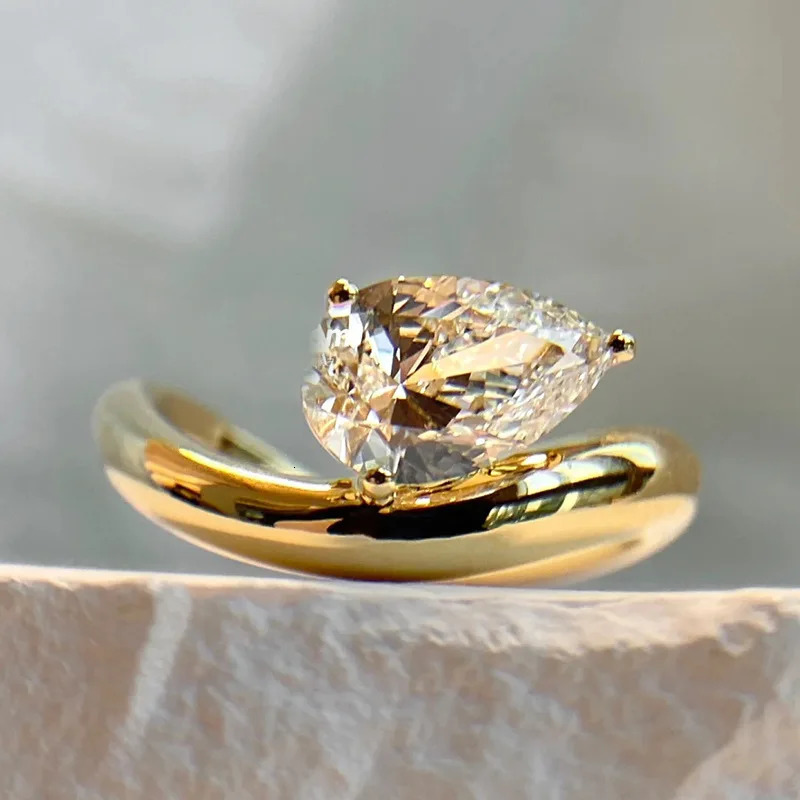 14K Gold Water Drop Mo Silica Diamond Ring 100% Genuine 925 Silver Party Wedding Ring Mens Promise Jewelry 240921