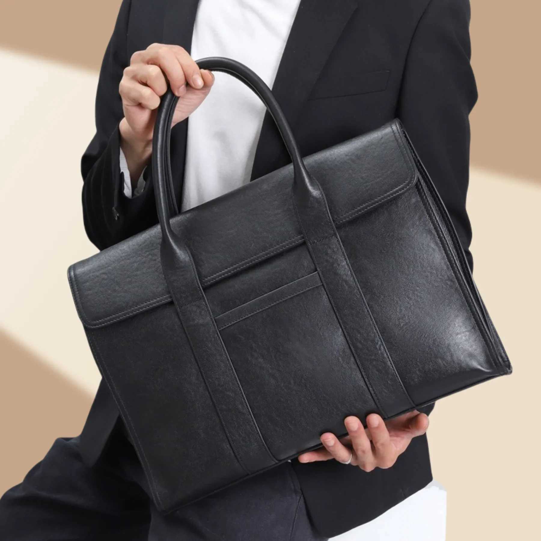 Mens Genue en cuir en cuir en cuir haut de gamme Haute à maltraire Niche Design Sac Office Businet Business sac à main Sac de voyage de grande ca