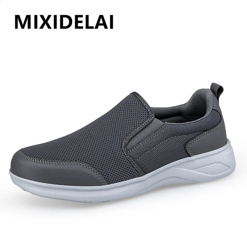 Spring Lightweight Mens Casual Breathable Mesh Men Sneakers Loafers Walking Moccasins Males Boat Shoe 9580